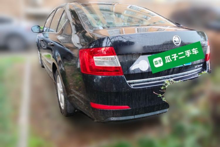 Used Skoda Octavia 2015 1.6L Automatic Yijun Edition
