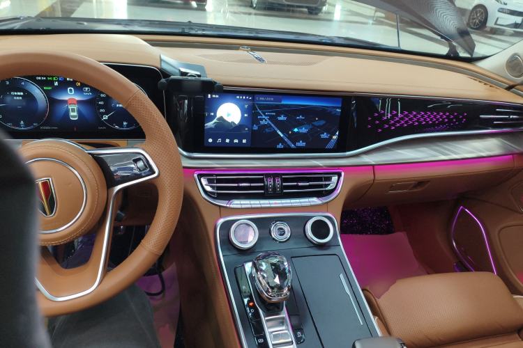 Used Hongqi H9 2020 2.0T Smart Connect Flagship Edition Center Console