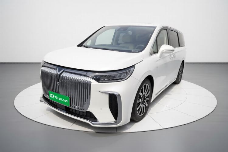 Used VOYAH Dream 2025 EV Four-Wheel Drive Flagship Kunpeng Edition
