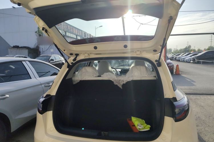 Used Geely Galaxy Geome 2026 Model 310km Youth Edition Trunk