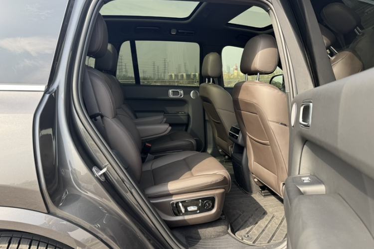 Used Li Auto L8 2023 Pro Model
