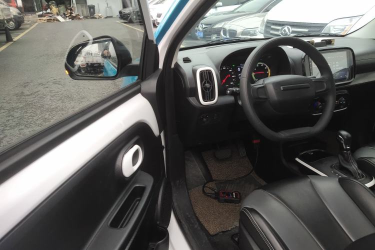 Used Roewe Clever 2022 311km QiQi BoBo Edition Driver Seat