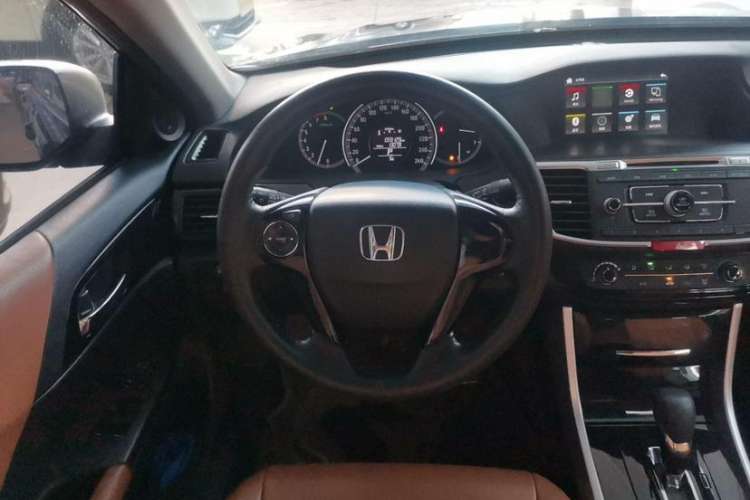 Used Honda Accord 2016 2.0L Comfort Edition
