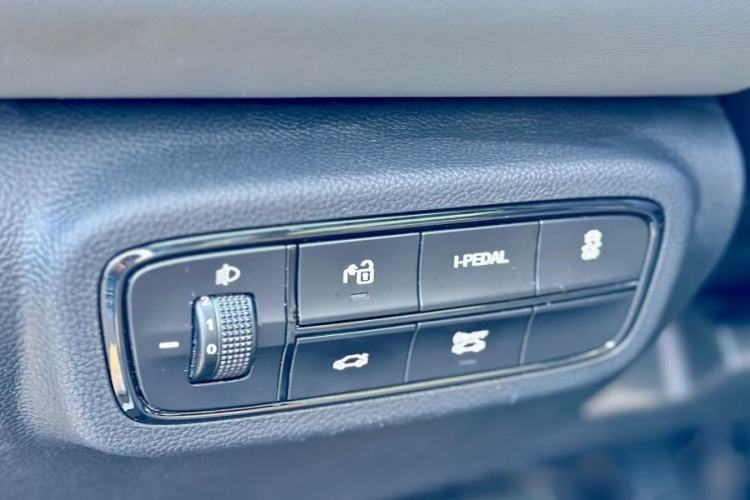 Used AION S Plus 2022 70 Intelligent Edition Interior 3