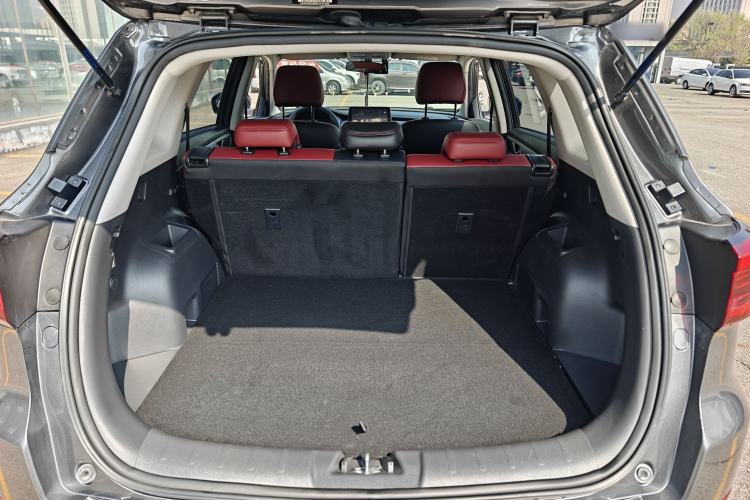 Used CHANGAN CS75 2022 Blue Whale Edition 1.5T DCT Luxury Model Trunk