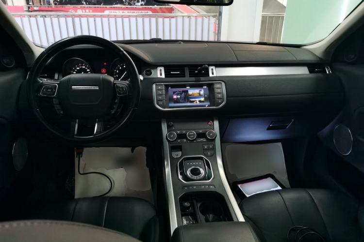 Used Land Rover Range Rover Evoque 2018 240PS PURE Style Edition
