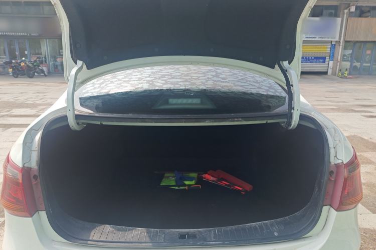 Used Dongfeng Aeolus E70 2022 500 Ultra-Enjoyment Edition Trunk