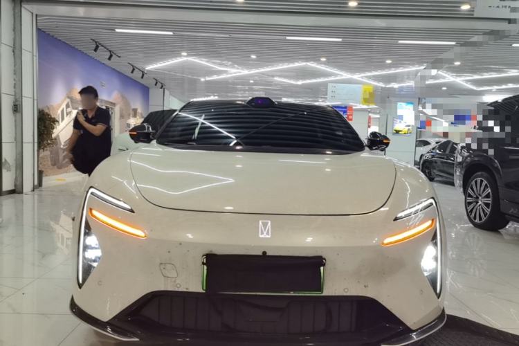 Used Avatr 06 2025 Ultra Pure Electric Edition Front