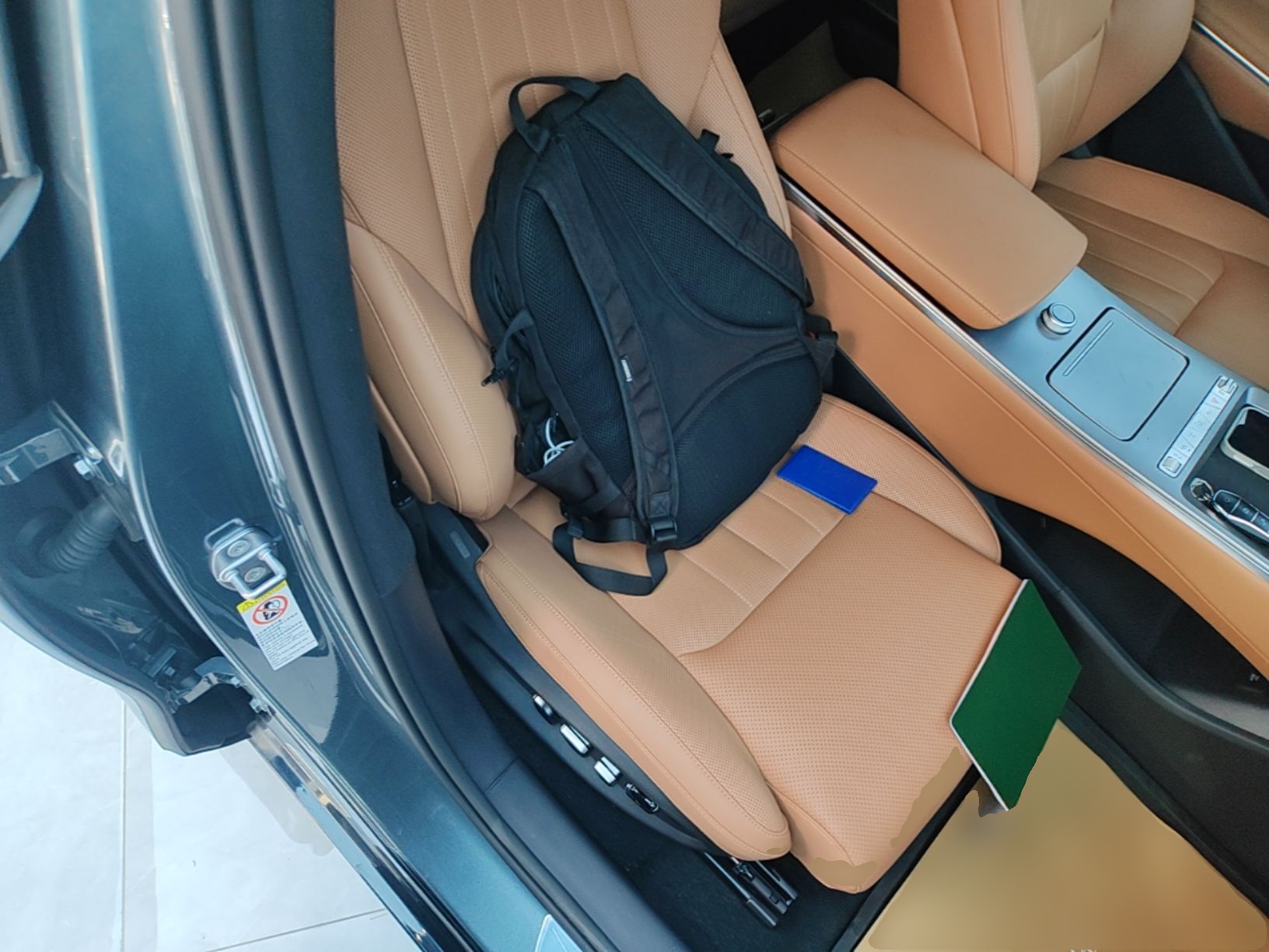 BYD Han L 2025 DM-p Four-Wheel-Drive LiDAR Flagship Model — снимка 19