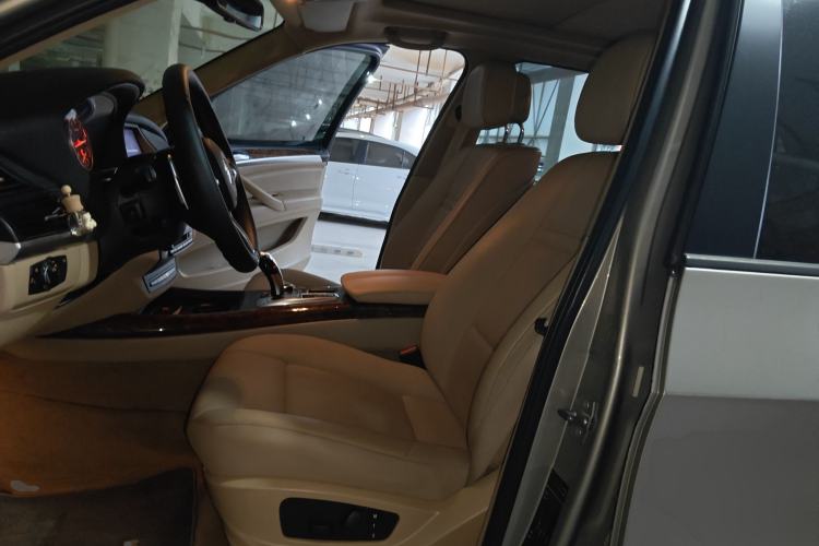 Used BMW X5 2011 xDrive35i Leading Model
