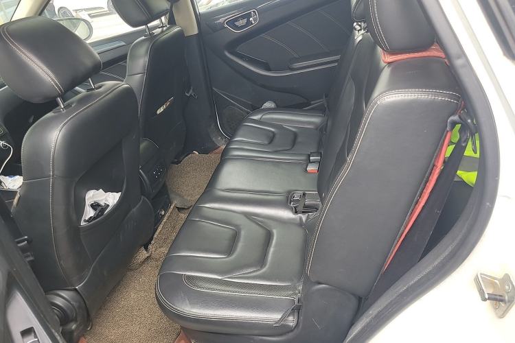 Used Dongfeng Fengon 580 2016 1.8L Manual Comfort Model Left Rear Seat