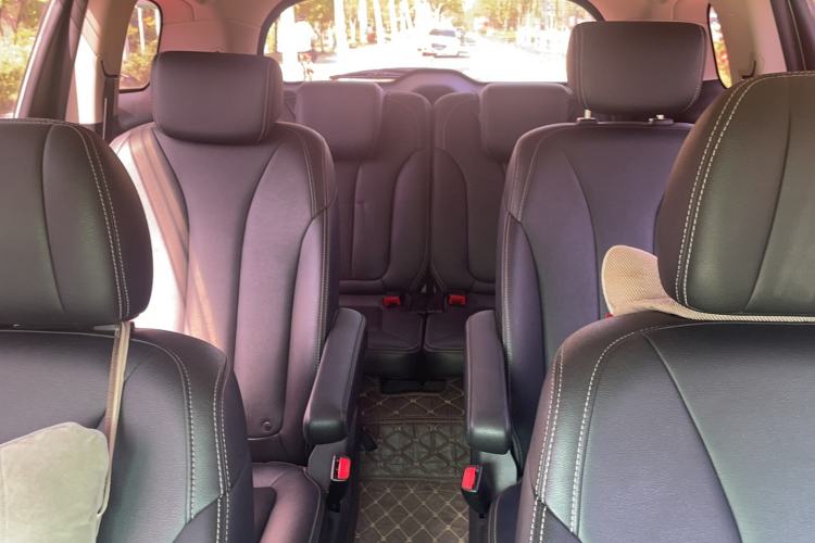 Used BYD Song MAX 2019 1.5T Automatic Smart Connect Prestige Model 6 Seats China V Standard Interior 4