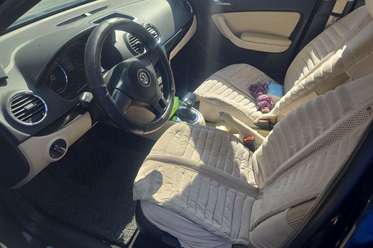 Used Volkswagen Lavida 2011 1.6L Automatic PinYou Edition Left Front Seat