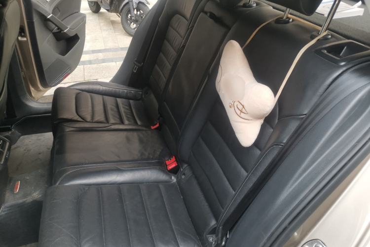 Used Volkswagen Golf 2014 1.4TSI Automatic Luxury Model
