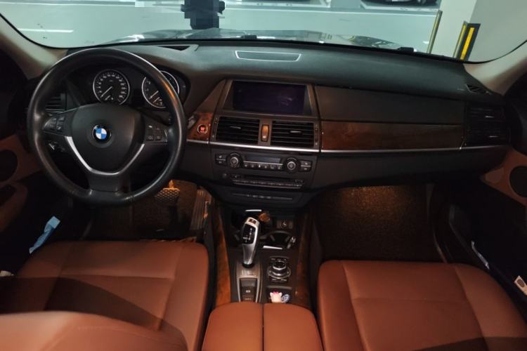 Used BMW X5 2013 xDrive35i Luxury Model
