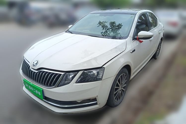 Used Skoda Octavia 2018 1.6L Automatic Luxury Edition