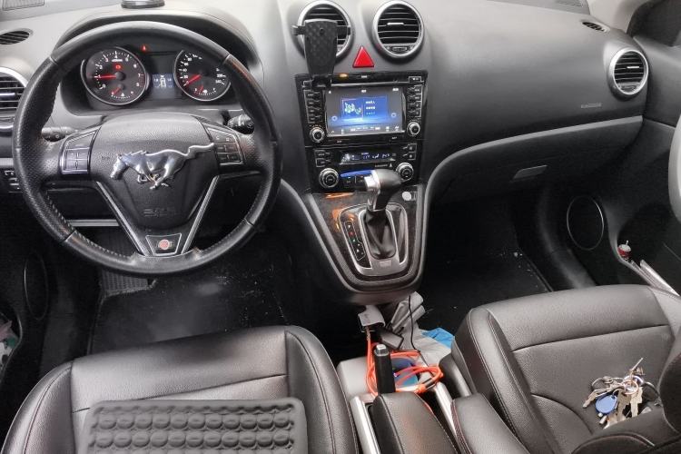 Used Haval H6 2016 Upgraded Model 1.5T Automatic Two-Wheel Drive Elite Version