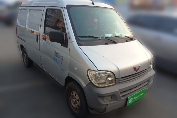 Used Wuling Zhiguang 2020 1.2L Van Utility Model China VI Emission Standard 2 Seats LSI