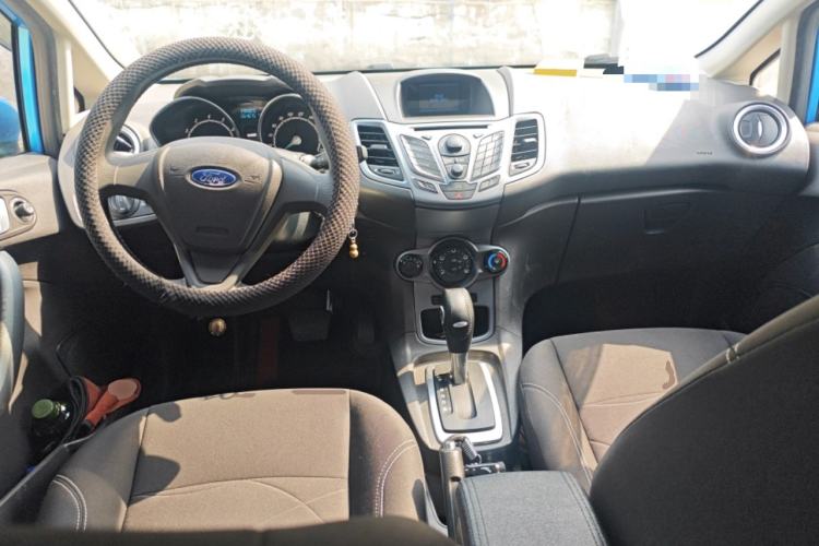 Used Ford Fiesta 2013 Hatchback 1.5L Automatic Fashion Edition
