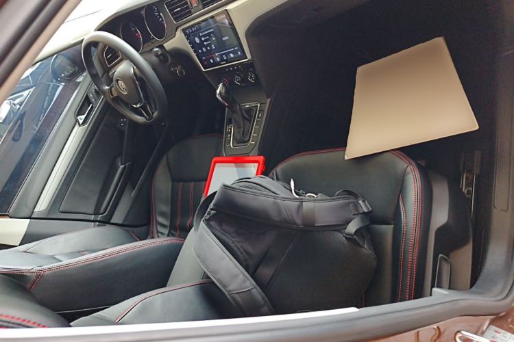 Used Volkswagen Lamando 2015 230TSI DSG Fashion Edition
