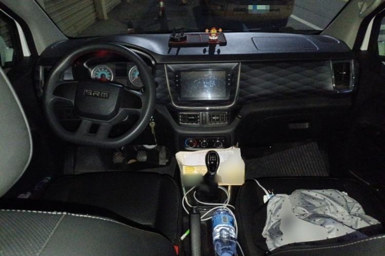 Used Jinbei Gold Hiace 2024 1.5L Travel Lion Commercial Version 7-Seater Center Console