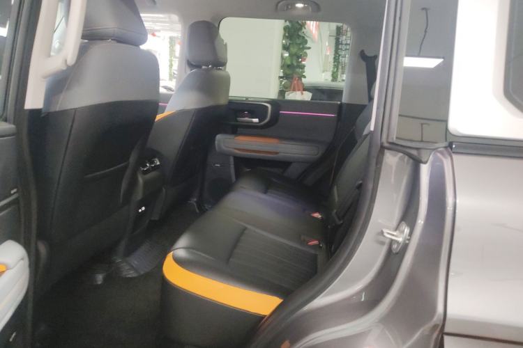 Used BAIC Off-Road BJ40 Electric Drive 2025 Advanced Edition Left Rear Seat