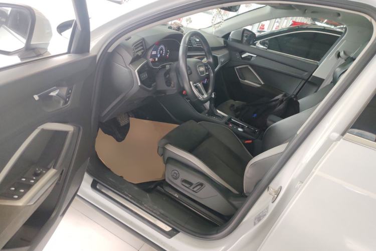 Used Audi Q3 2021 35 TFSI Progressive Dynamic Edition Left Front Seat