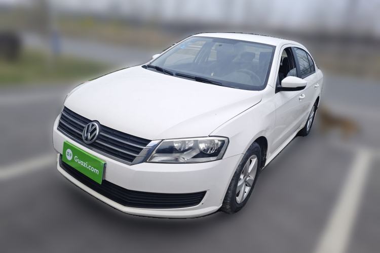 Used Volkswagen Lavida 2013 Revised Classic 1.6L Automatic Fashion Edition