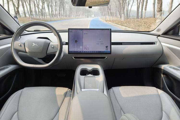 Used XPeng MONA M03 2024 620 with Ultra-Long Range
