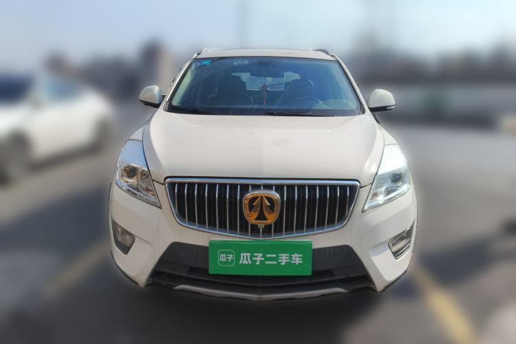Used BAIC Weiwang S50 2016 1.5T Manual Happy Motion Superior Edition Front