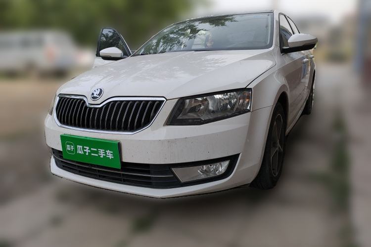 Used Skoda Octavia 2016 1.6L Manual Smart Drive Version