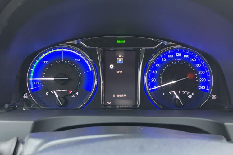 Used Toyota Camry 2015 Dual-Engine 2.5 HG Luxury Navigation Edition