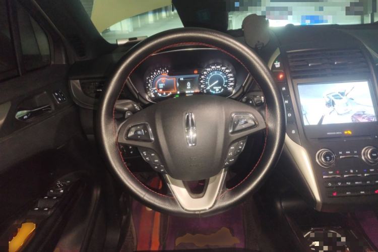 Used Lincoln MKC 2018 2.0T Two-Wheel Drive Deluxe Edition Steering Wheel