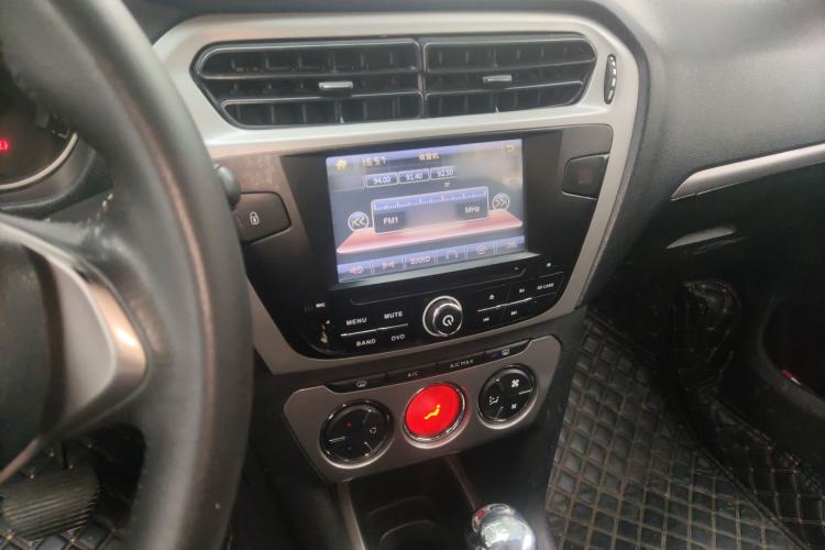 Used Peugeot 301 2014 1.6L Automatic Luxury Edition Audio And AC Panel