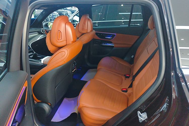 Used Mercedes-Benz GLC 2023 GLC 260 L 4MATIC Dynamic Edition 5-seater