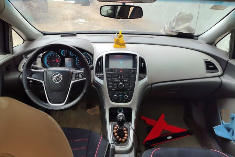 Used Buick GT 2010 XT 1.6L Manual Entry-Level Model
