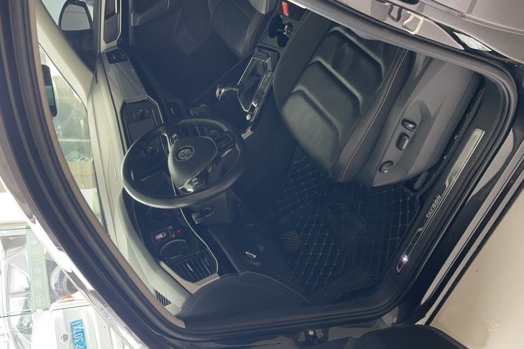 Used Volkswagen Tayron 2019 Teramont Edition 280TSI Two-Wheel Drive Luxury Model China VI Standard Interior 1