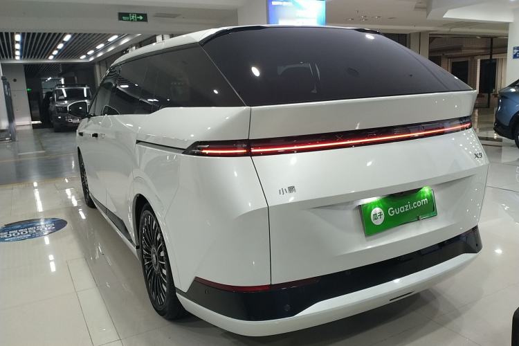 Used XPeng X9 2025 740 Ultra-Long Range Max
