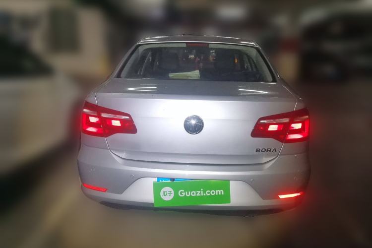 Used Volkswagen Bora 2015 Value Edition 1.6L Automatic Comfort Version