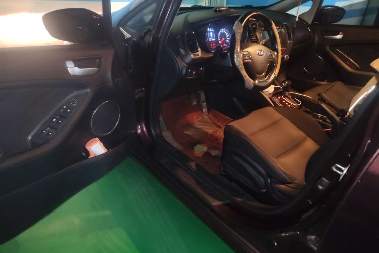 Used Kia K3 2016 1.6L Automatic GLS
