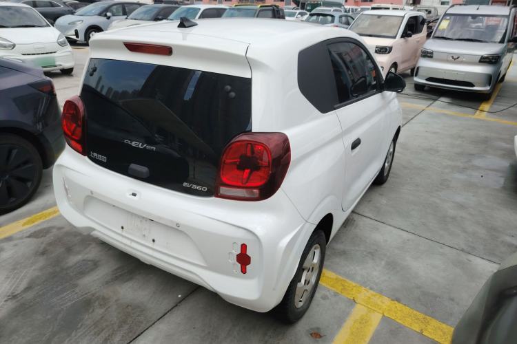 Used Roewe Clever 2021 302km Excellence Edition Rear Right 45 Deg