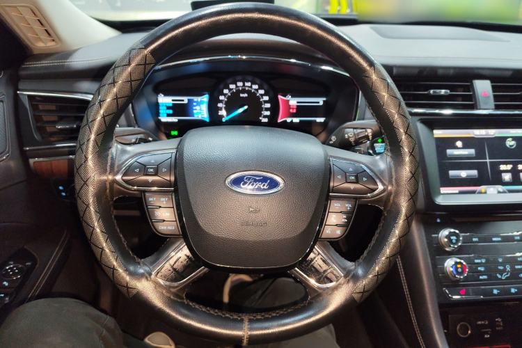 Used Ford Taurus 2016 EcoBoost 180 Luxury Model
