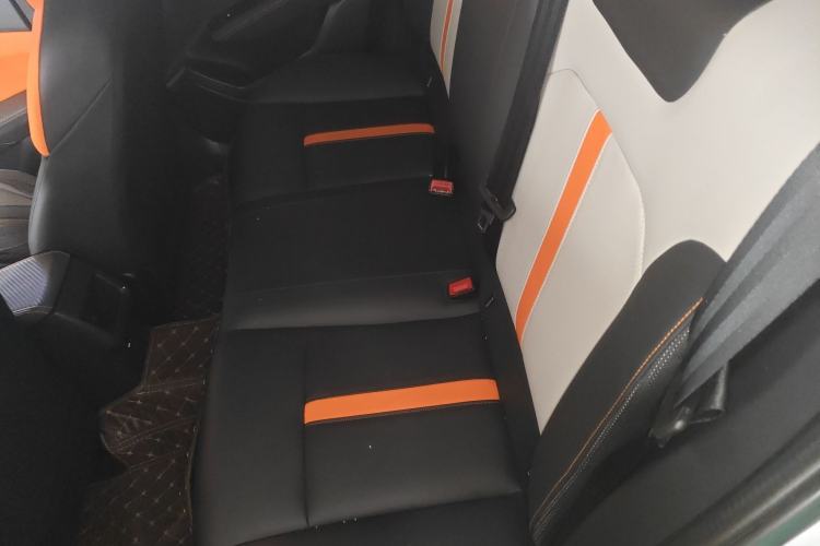 Used Dongfeng Aeolus Yixuan 2023 Mach Edition 1.5L Automatic Chasing Wind Version Left Rear Seat