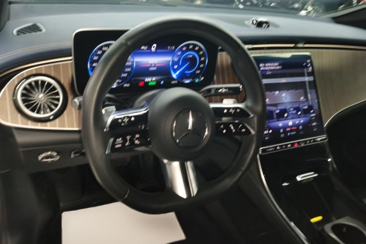 Used Mercedes-Benz EQE 2022 350 Pioneer Edition Steering Wheel