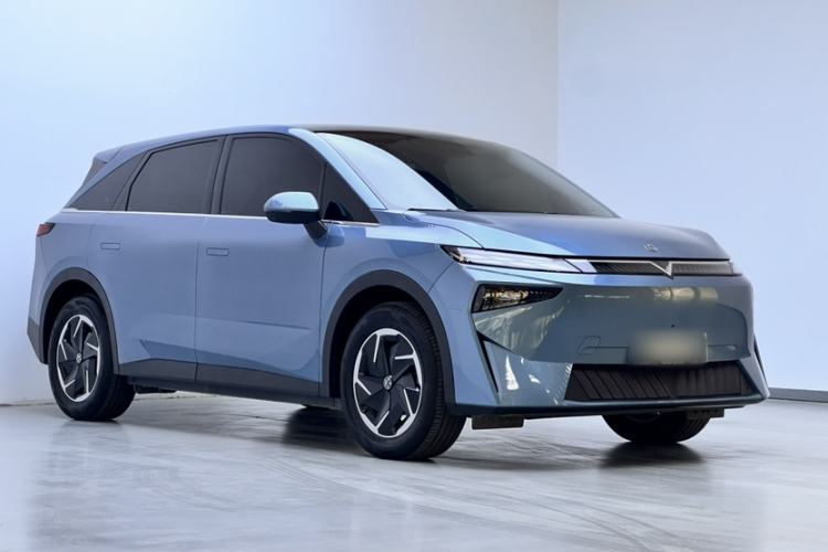 Used Venucia VX6 2023 520 Air