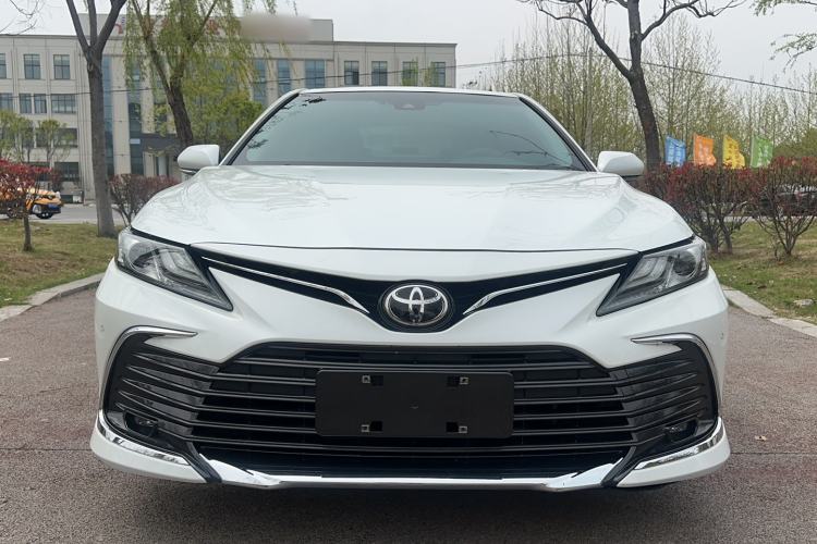 Used Toyota Camry 2023 2.0G Luxury Edition Front