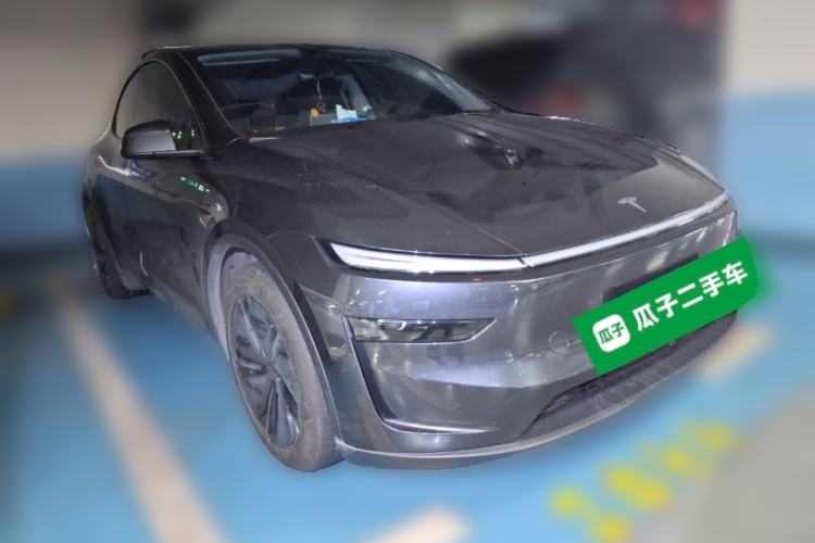 Used Tesla Model Y 2025 Long-Range All-Wheel Drive First Edition