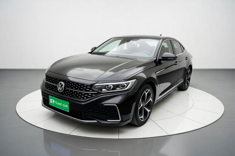 Used Volkswagen Passat 2024 380TSI Starry Dragon Edition Guazi used car, China used car export, Used car for sale, Used cars, Cheapest cars for sale