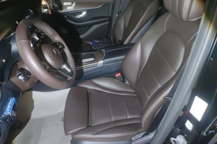 Used Mercedes-Benz GLC 2022 Second Facelift GLC 260 L 4MATIC Luxury Edition Left Front Seat