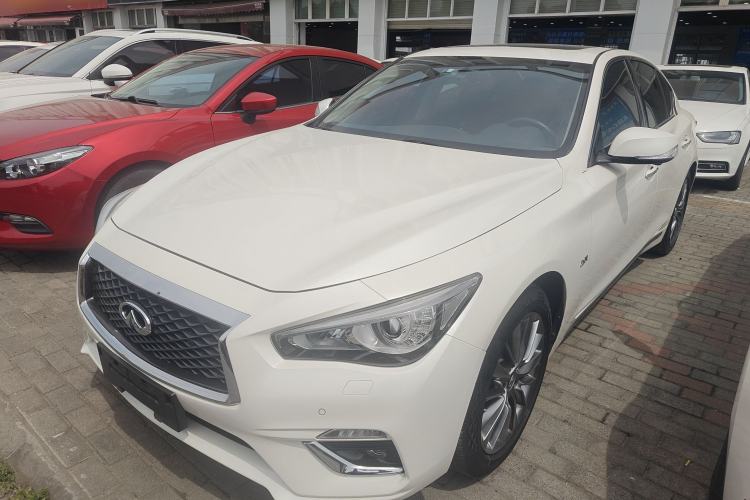 Used Infiniti Q50L 2018 2.0T Enjoyment Edition China V standard